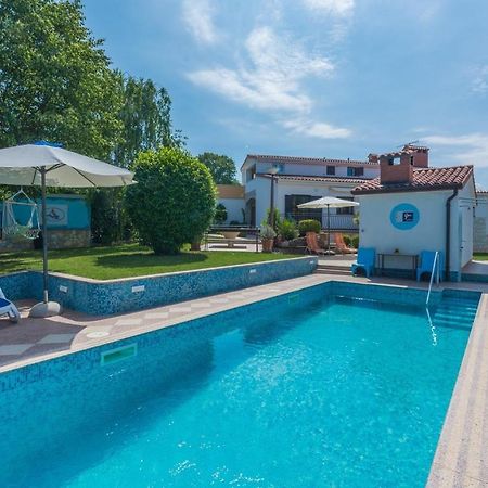 Villa Anita With Common Pool Vrvari Exterior foto