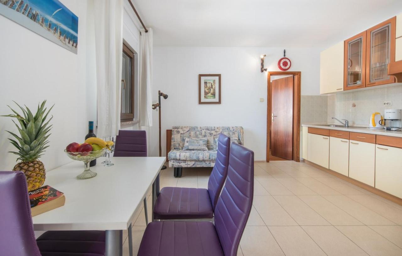 Villa Anita With Common Pool Vrvari Exterior foto
